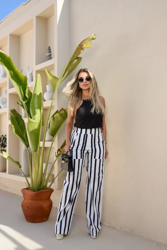 img-20230914-wa0075-p6yyrey0p5-684x1024 Por que a Calça Pantalona da Madame Ninna é a Escolha Perfeita para o Seu Estilo?